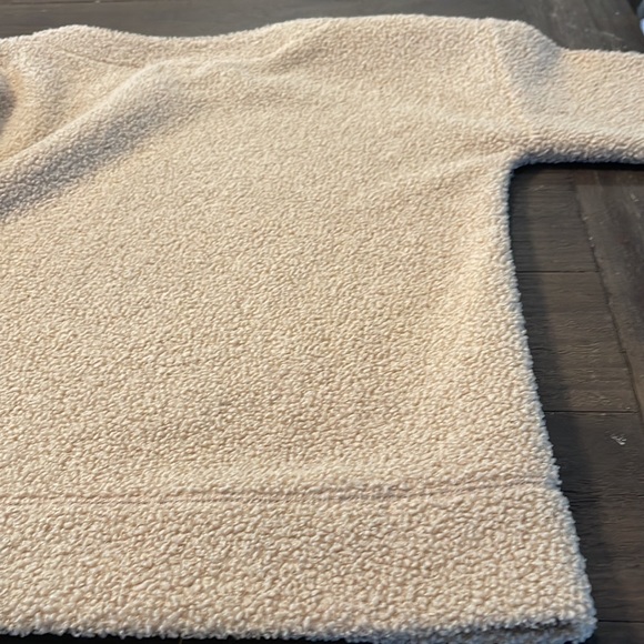 🌟3/$15🌟J Crew vintage fleece crew neck. Size XS - Picture 8 of 10